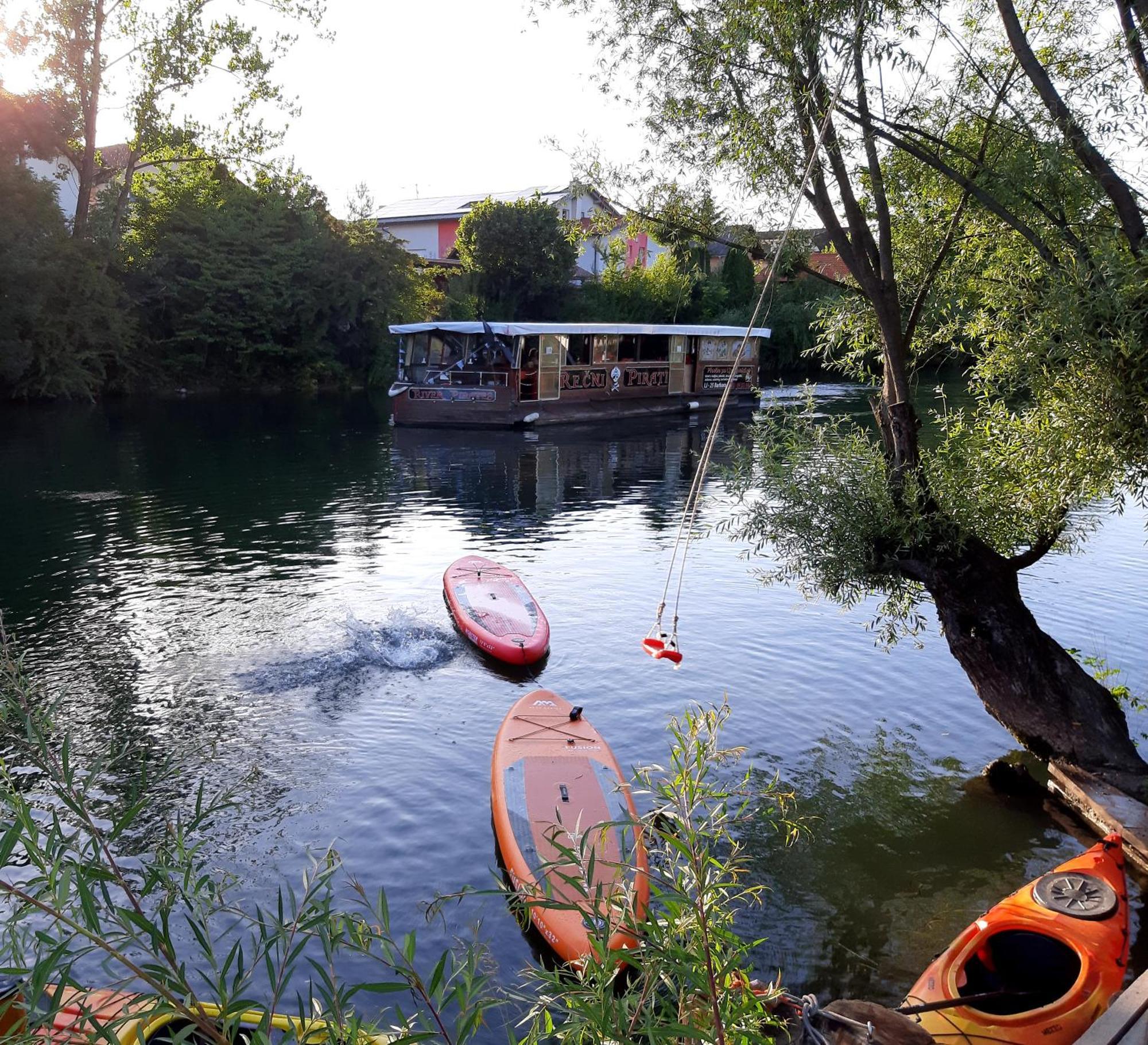 River Houses Ljubljanica Любляна Екстериор снимка